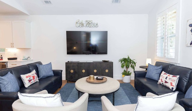 Sip Sanctuary by Apex Short Term Stays