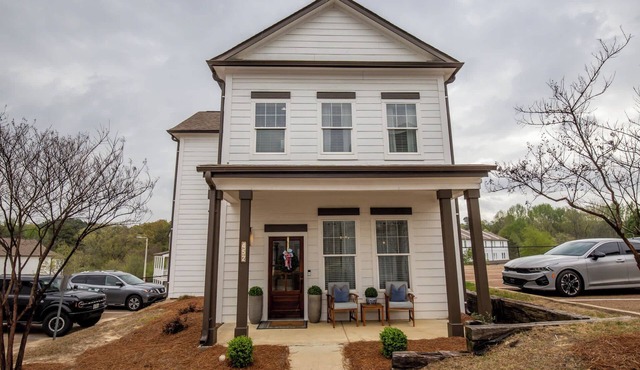 Southern at Rowandale by Apex Short Term Stays