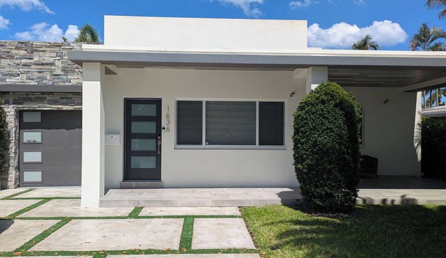 Spaceous open-concept 4-bedroom house in Fort Lauderdale