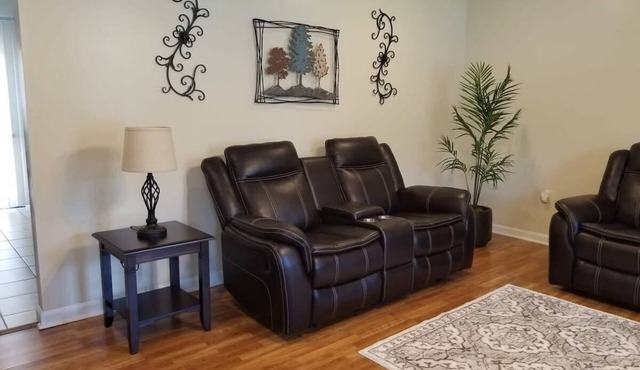 Spacious 3BR 2BA, 11 Min to Cummins Falls Park