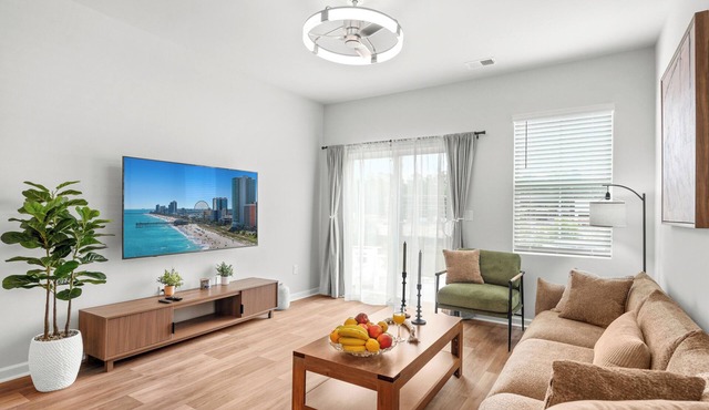 Spacious 3BR Lakeview Retreat with Pool Near Beach & Shopping