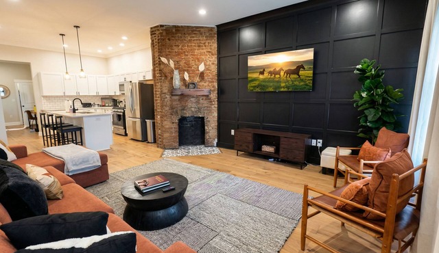 Spacious 3BR | Perfect for Expo, Derby & Downtown
