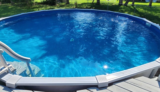 Spacious 4BR/3BA home with a private pool, just a short drive to Neyland Stadium