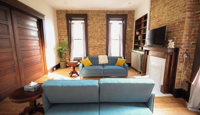 Spacious, Historical Condo NEXT DOOR to WKU Campus