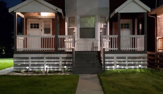 Spacious Home Located In The Heart Of Detroit, Minutes From Downtown