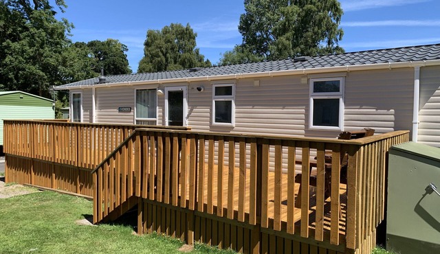 Static Caravan 2 Bedrooms - sleeps 4