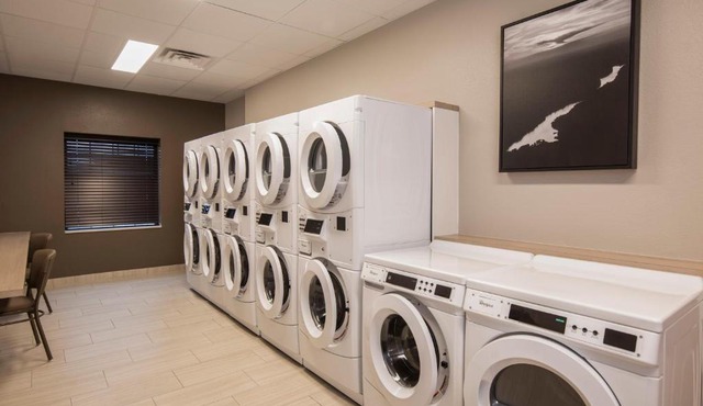Staybridge Suites - Wisconsin Dells - Lake Delton by IHG