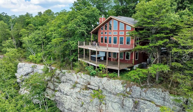 Stone Ledge Refuge with Hot Tub and Gorgeous Views