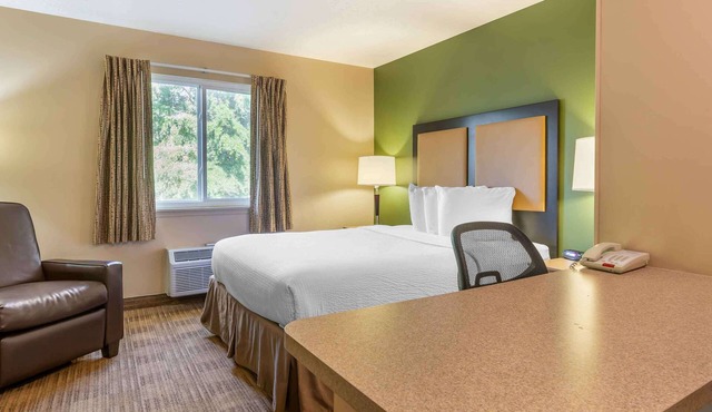 Studio 6 Extended Stay - St Louis, MO - Westport/Craig Road