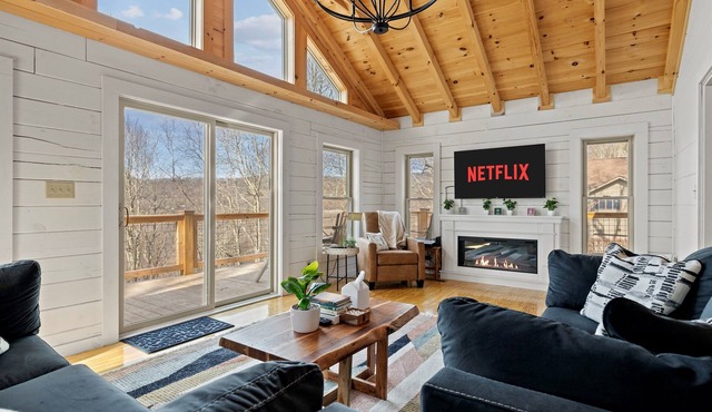 Sunset Mtn View*Pool*Massage Chair*Theater Rm*Pickleball*Game Rm*Hiking*Hot Tub