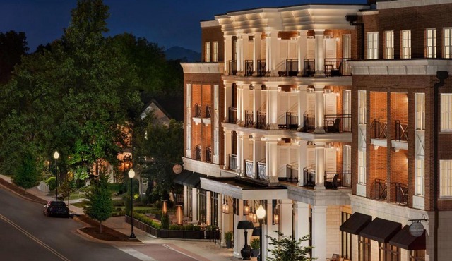 The Harpeth Franklin Downtown, Curio Collection by Hilton