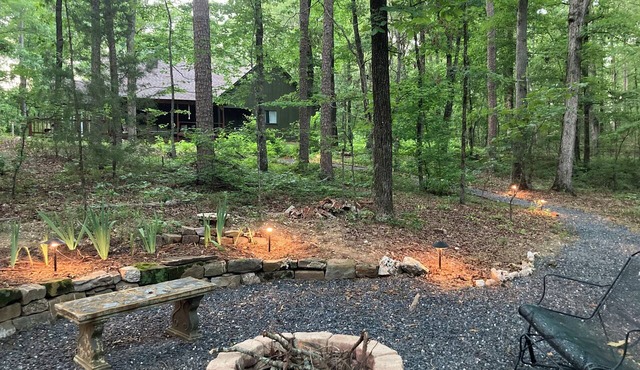 The Hidden Gem Wooded Retreat near Lake Ouachita between Mount Ida & Hot Springs
