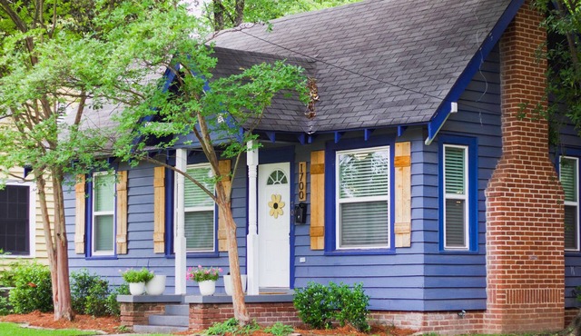 The Local is a cozy 2-bedroom house with tons of amenities in charming Monroe!