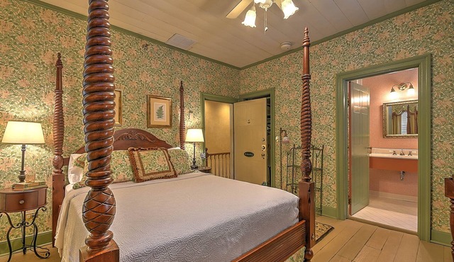 The Maxwell Room at The Historic Eureka Inn