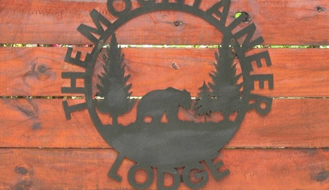 The Mountaineer Lodge
