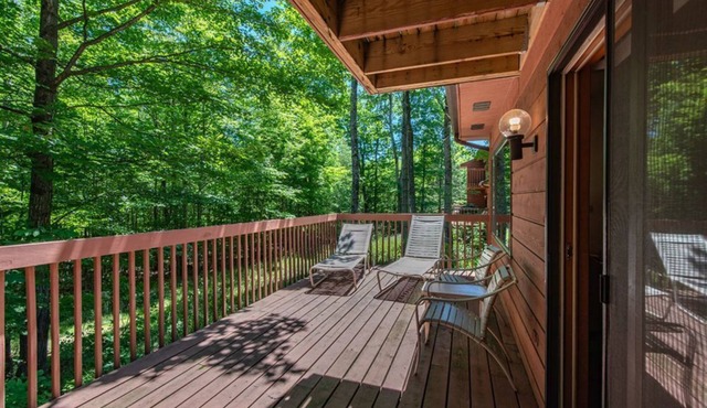 The Rushes 2BR Condo with Fireplace & Lakefront Views