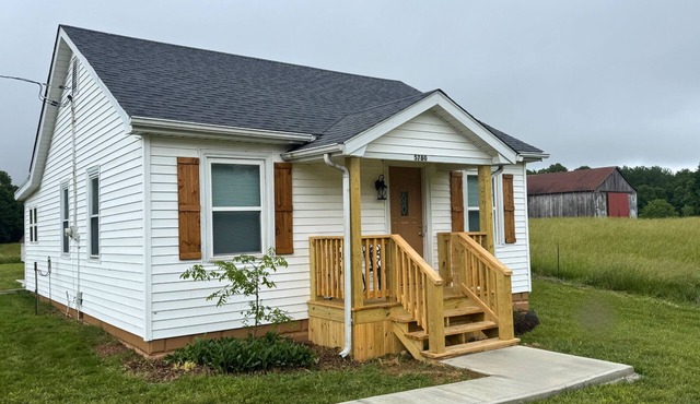 The Traveler's Cottage - 15 minutes to sports park, downtown and Bourbon Trail