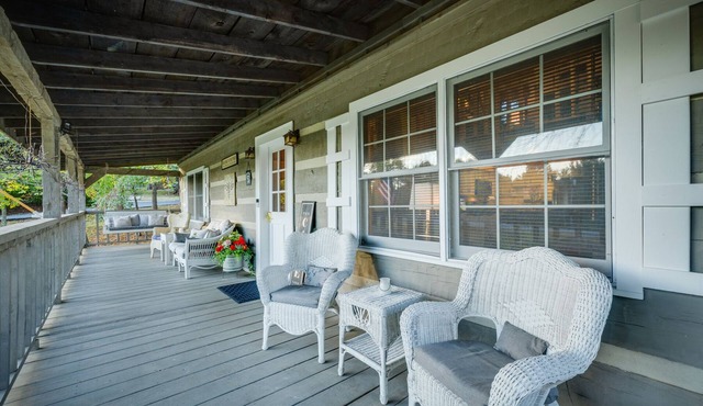 The Triple Porch Retreat, Canoe Cabin@BooneLake,EV