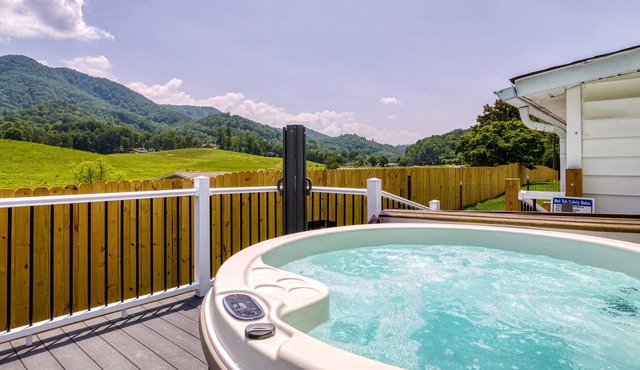 This cottage is a 2 bedroom(s), 1 bathrooms, located in Sevierville, TN.