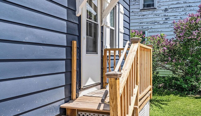 Tour MQT, NMU - Comfy UP Getaway - Full Amenities - 1 Bed