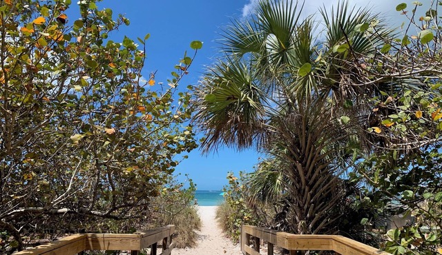 Townhome in North Naples ten minutes from the beach.