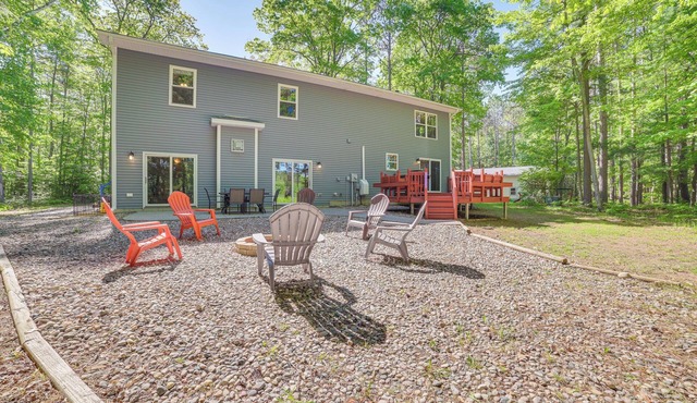 Tranquil Home on Fowler Lake w/Private Boat Dock!
