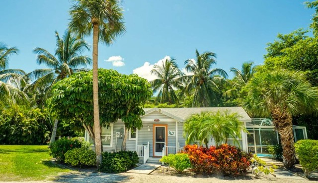 Two Bedroom Pool Home- Captiva Baywatch