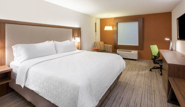 Ultimate Retreat for Your Next Leisure Trip! -S