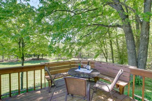 Updated Home w/Deck: 2 Mi to Sister Bay Beach!