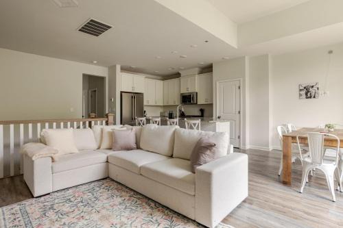 Uptown Farmhouse with Private Garage