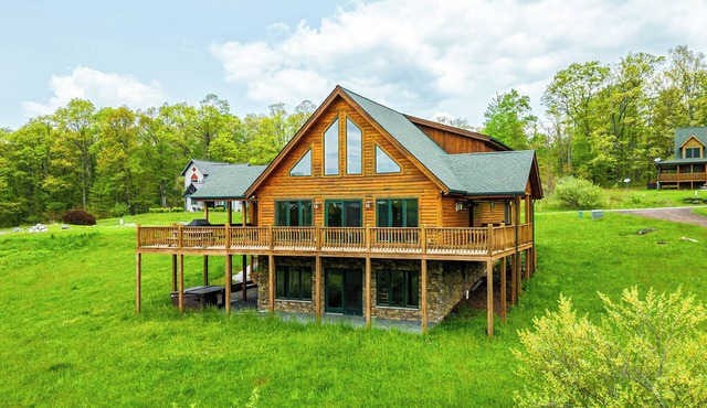 Valley Lodge by Taylor Made Deep Creek