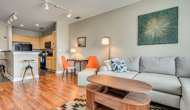 Walkable Condo in Dtwn Greensboro! Extended Stay