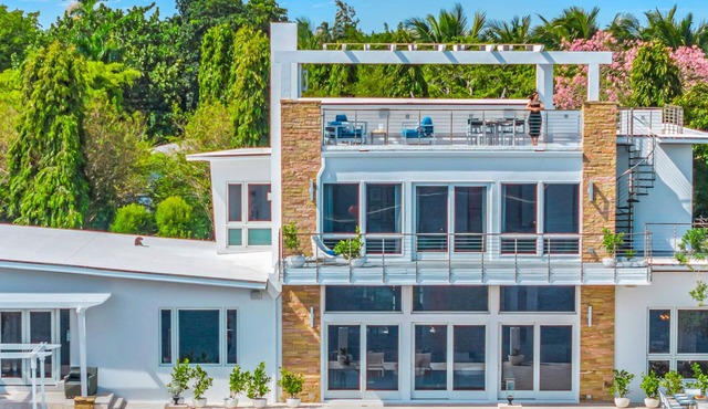 Waterfront/Rooftop Terrace/Heated Pool/Canal View & Access/Horison Key | VlLLAS