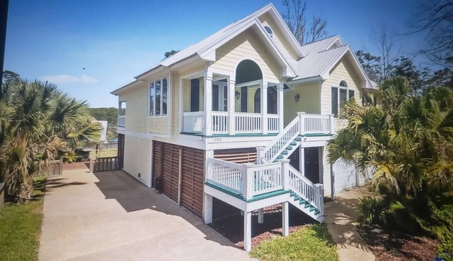 Welcome to Ocean Springs on the Bayou!