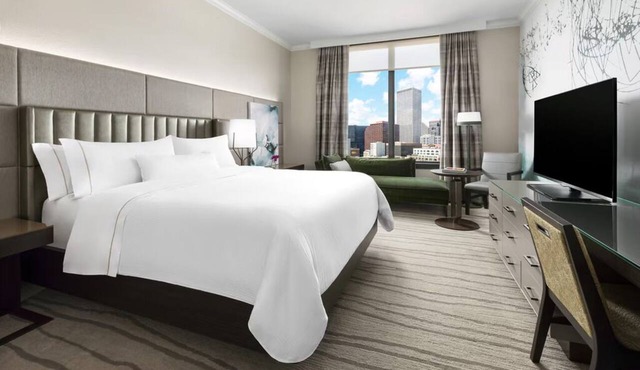 Westin New Orleans | Traditional King Room | Walk to Bourbon Street