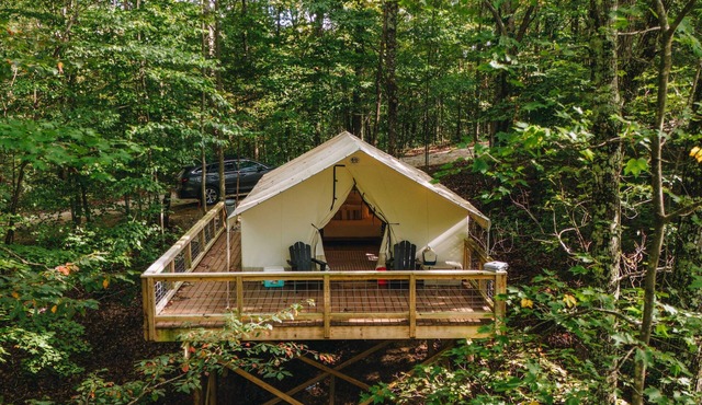 Whippoorwill's Nest - Glamping Tent in RRG