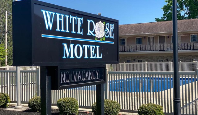 White Rose Motel - Hershey