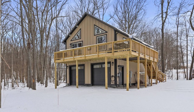Wild Laurel - Sleeps 6 - Family Curated - Hot tub- Under 10 mins to WISP/Lake