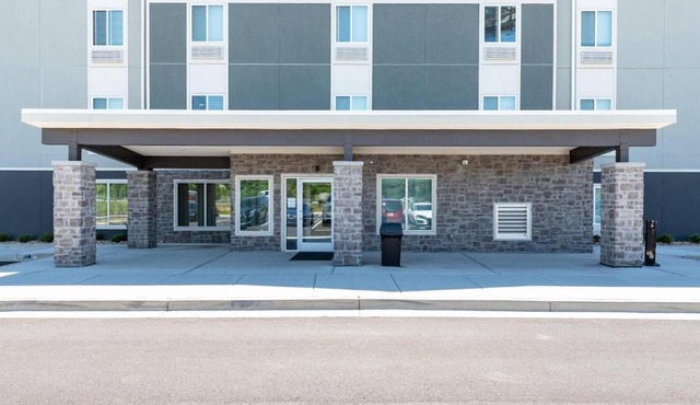 WoodSpring Suites Buford near Mall of Georgia-Lake Lanier