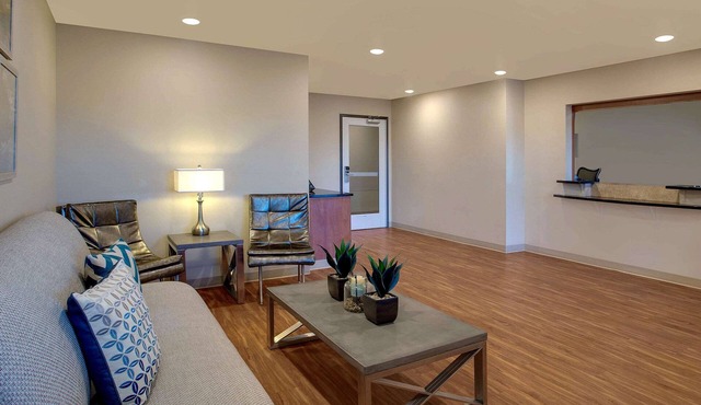 WoodSpring Suites Frederick I-70