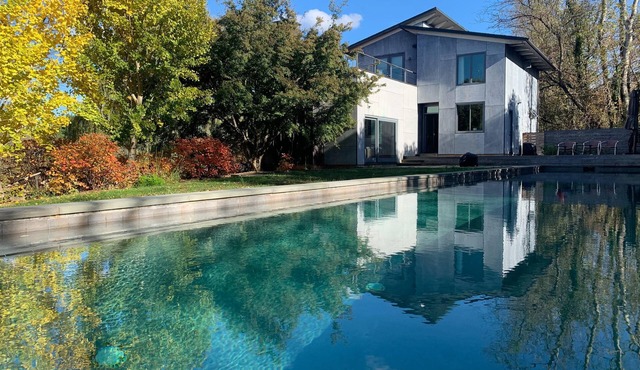 Woolen Mills Retreat | 3 Bed, 2 Bath