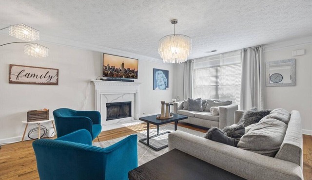 World Cup 2026 Group Home - 25 Minutes to Stadium, 6 Bedrooms, Sleeps 18+