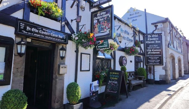 Ye Olde Cheshire Cheese Inn