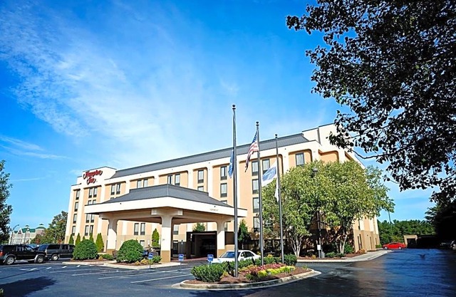 2-Star Hotel ∙ Hampton Inn Rock Hill