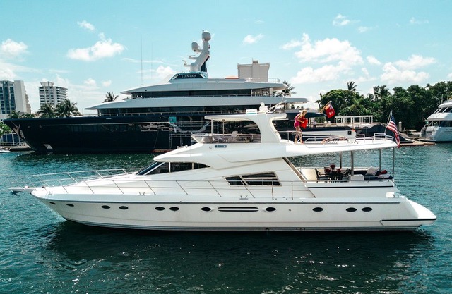 Luxury Yacht in Beautiful Fort Lauderdale