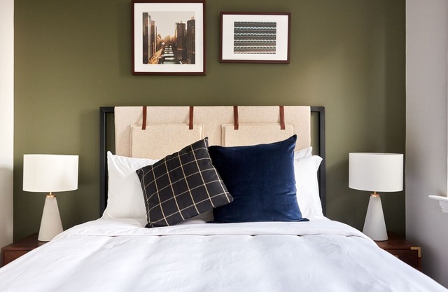 Sonder | The Randolph | Bright 2BR + Sleeper Sofa