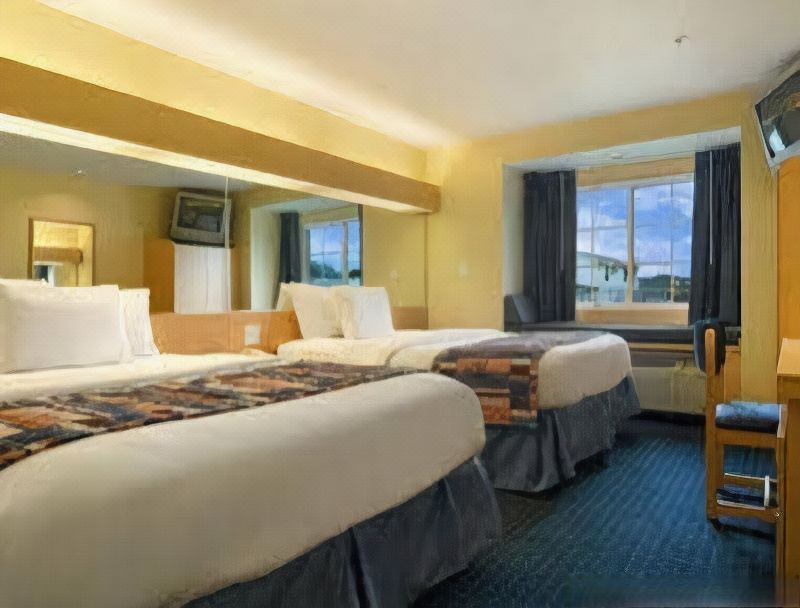 Photo of Bedroom in Albertville