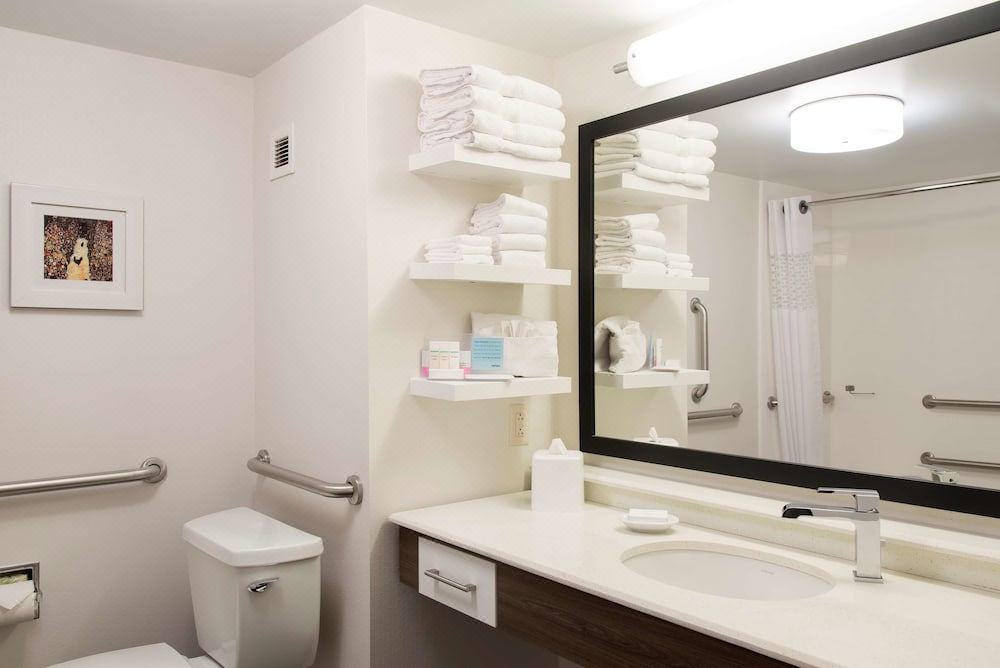 Photo of Bathroom in Seymour