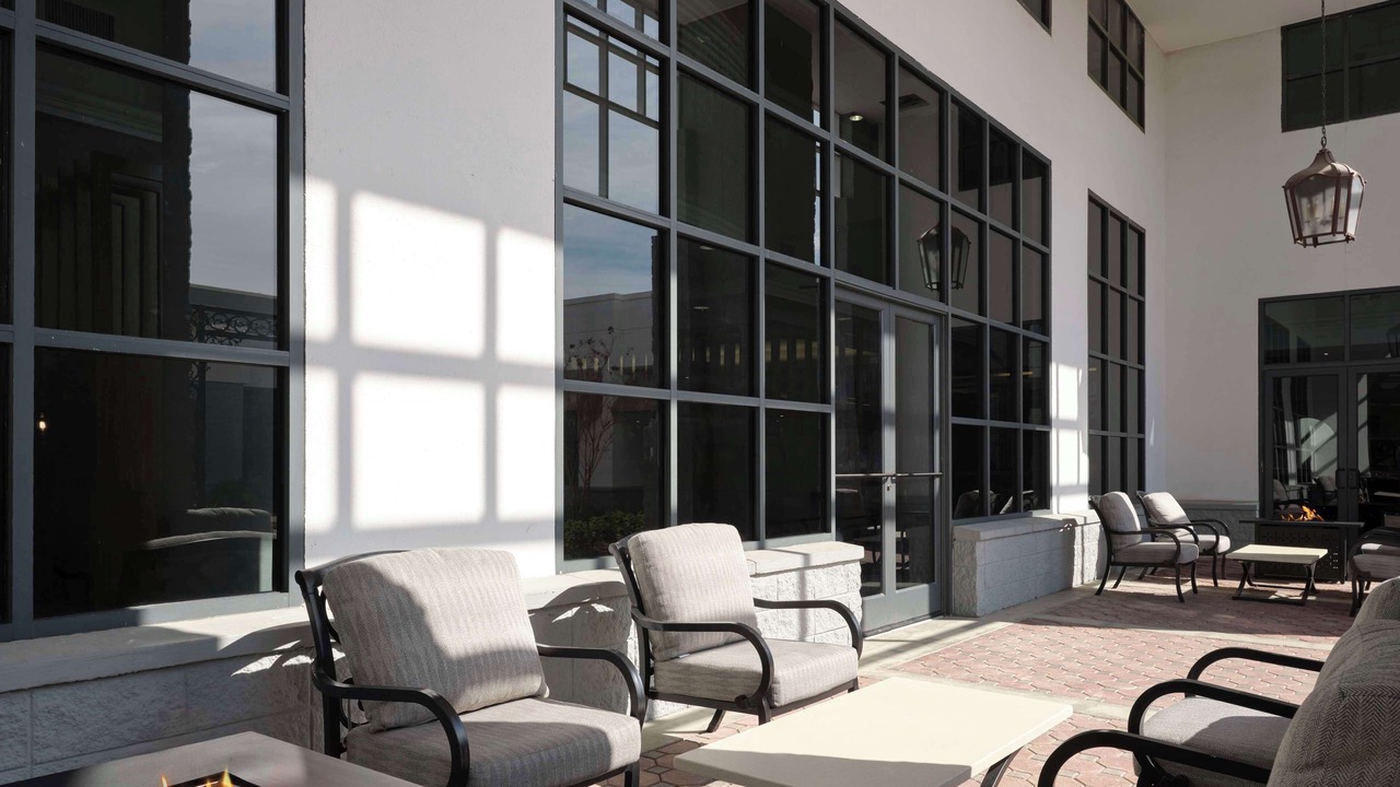 Photo of Patio Balcony in Kenner - Louis Armstrong International Airport