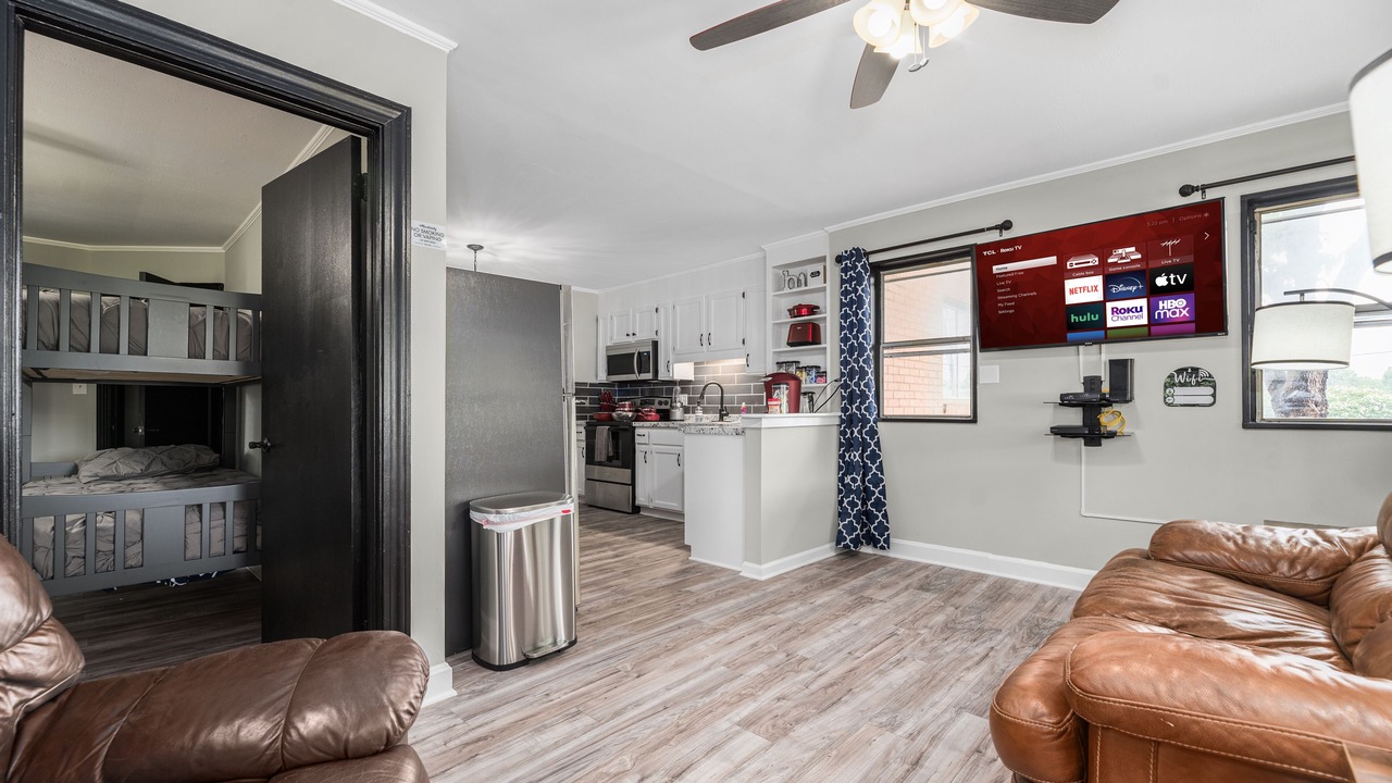 Photo of Livingroom in Statesville